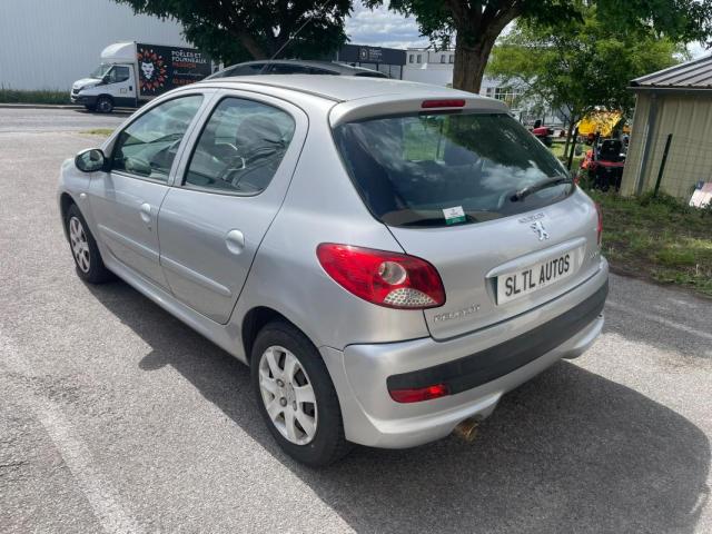 Peugeot 206 image 7