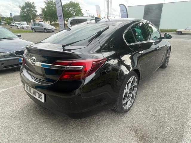 Opel Insignia image 1