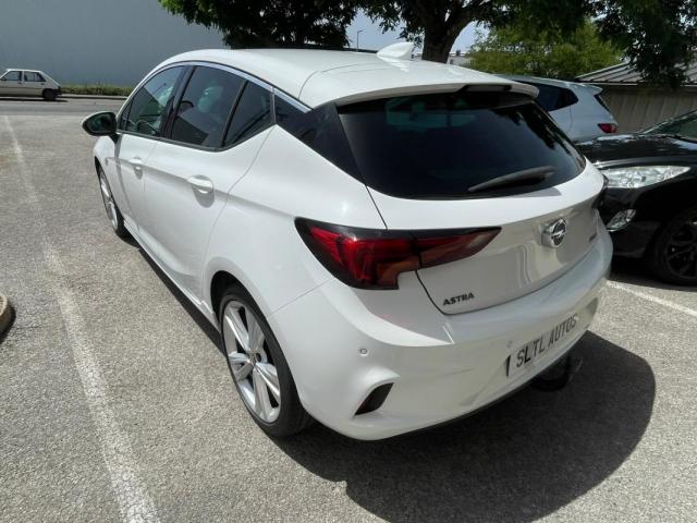 Opel Astra image 2