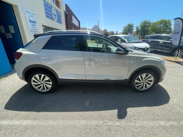 Volkswagen T-Roc image 2
