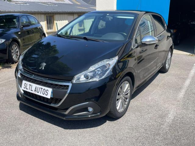 Peugeot 208 image 9