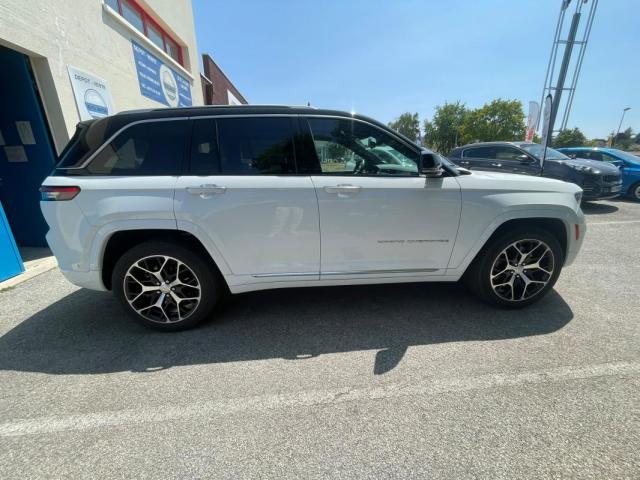 Jeep Grand Cherokee image 2