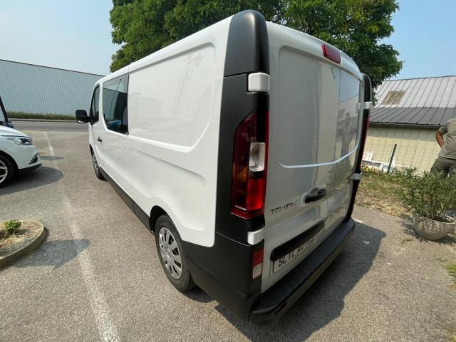 Renault Trafic image 7