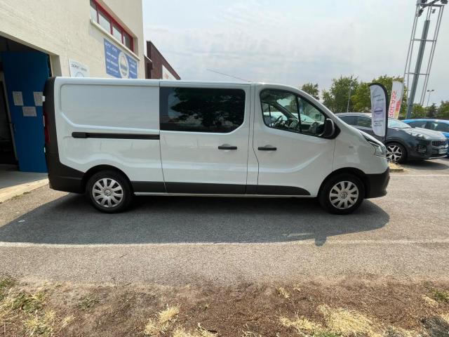 Renault Trafic image 9