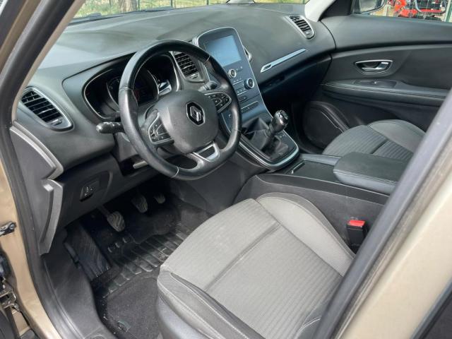 Renault Scénic image 3
