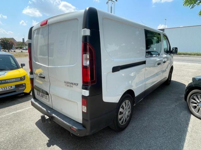 Renault Trafic image 1