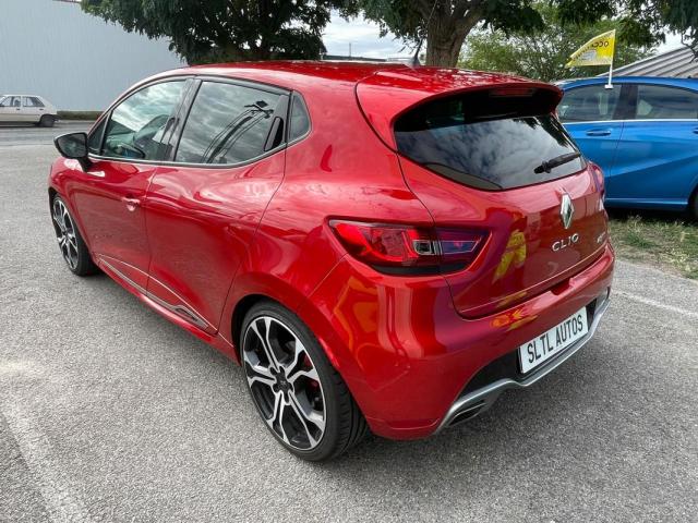 Renault Clio image 2