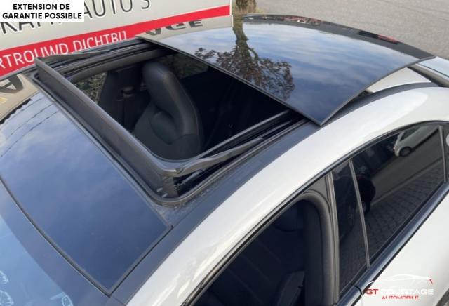 Mercedes Benz CLA 250 E AMG Line image 3