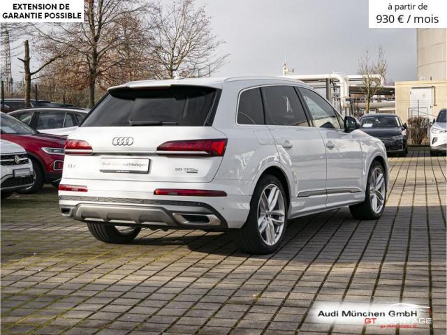 Audi Q7 55 TFSI E S Line image 1