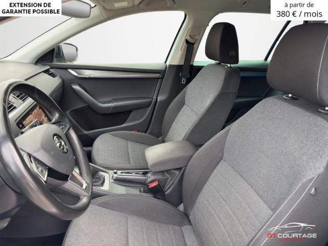 Skoda Octavia Combi 2.0 TDI 150 Soleil image 3