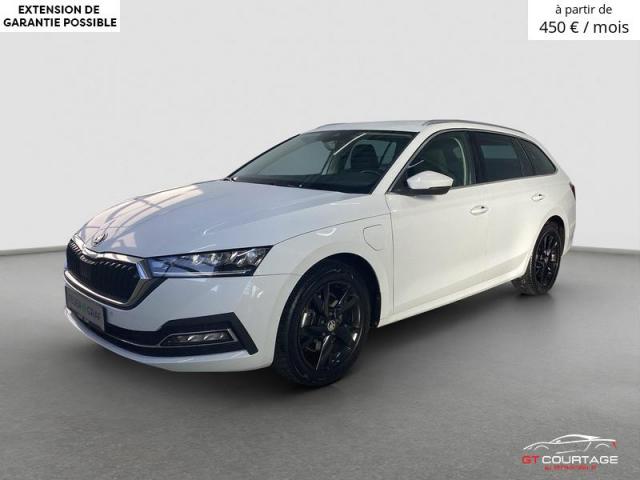 Skoda Octavia Combi TSIe Hybrid Style image 3