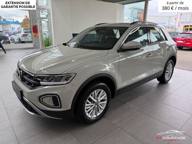 Volkswagen T-Roc 1.5 TSI 150 Life image 1