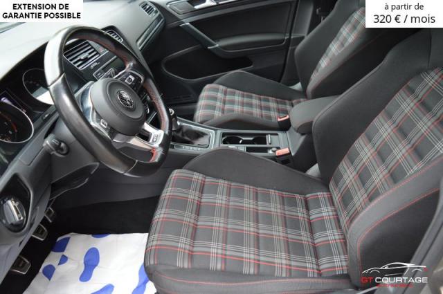 Volkswagen Golf VII GTI 2.0 TSI 230 image 3