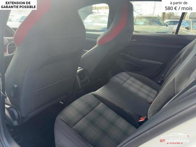 Volkswagen Golf VIII GTI image 4