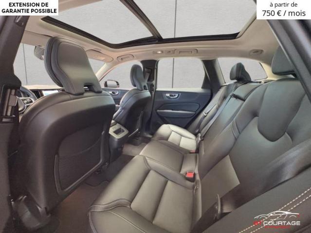 Volvo XC60 B4 Plus Dark image 4