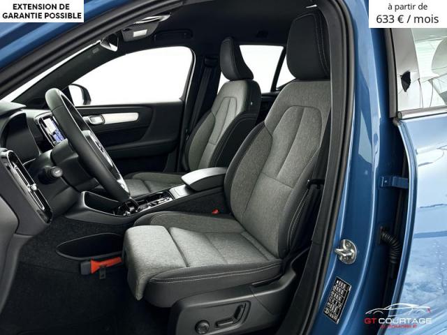Volvo XC40 B4 Plus Dark image 4