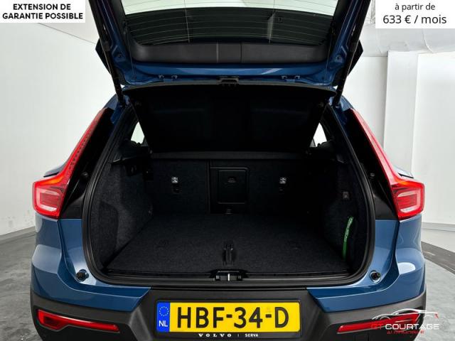 Volvo XC40 B4 Plus Dark image 2
