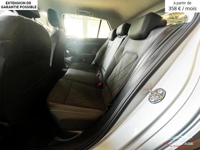 Volkswagen Golf VIII 1.4 EHybrid Style image 1