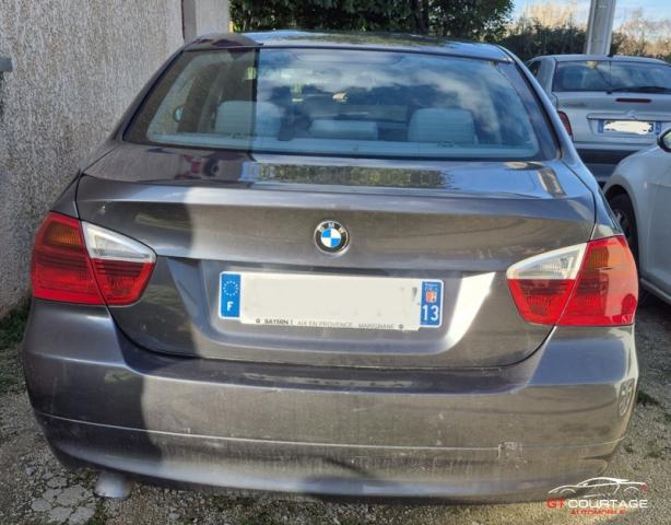 Bmw 318D Confort image 12