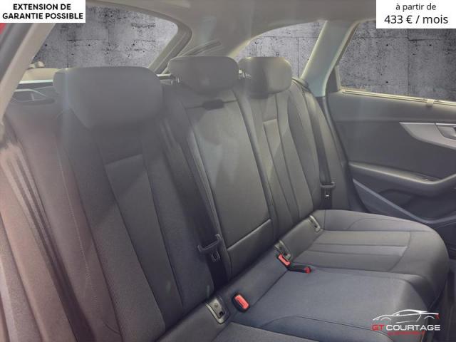 Audi A4 Avant 40 TFSI S Line Competition image 4