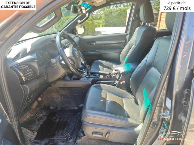 Toyota Hilux 2.8 D-4D 4WD Invincible image 4