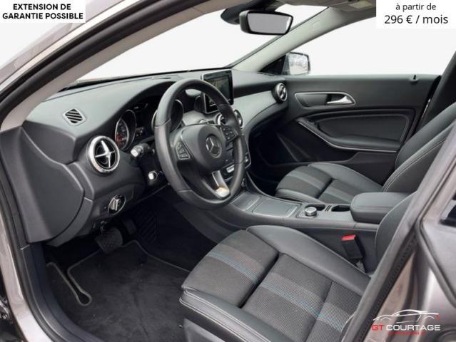 Mercedes Benz CLA 180 image 4