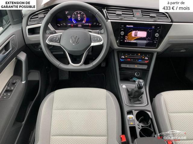 Volkswagen Touran 1.5 TSI 150 Confortline 7pls image 2