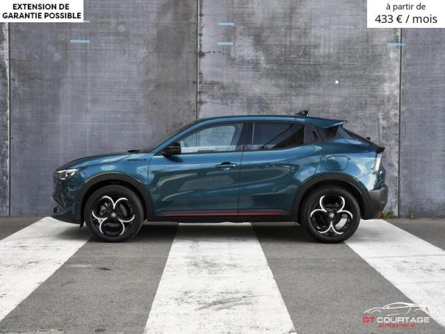 Alfa Romeo Junior 1.2 Turbo Hybrid Speciale 