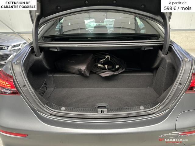 Mercedes Benz E300De 4M image 7