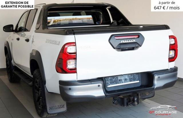 Toyota Hilux 2.8 D-4D 4x4 Invincible Sport image 2