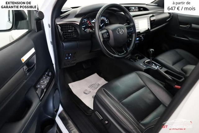 Toyota Hilux 2.8 D-4D 4x4 Invincible Sport image 3