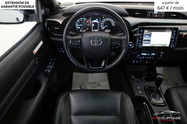 Toyota Hilux 2.8 D-4D 4x4 Invincible Sport image 1