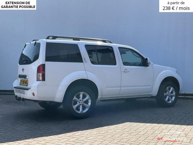 Nissan Navarra 2.5 DCi 190 SE image 3