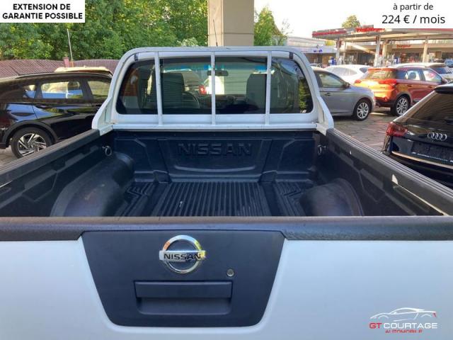 Nissan Navarra Pickup King Cab XE 4X4 image 2
