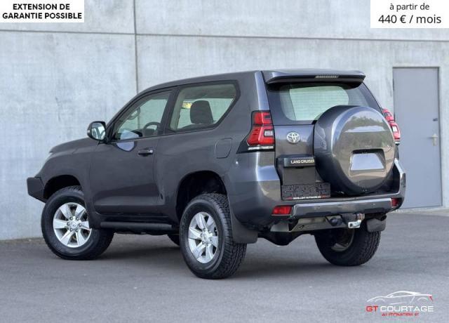 Toyota Land Cruiser 2.8 D-4D Country image 5