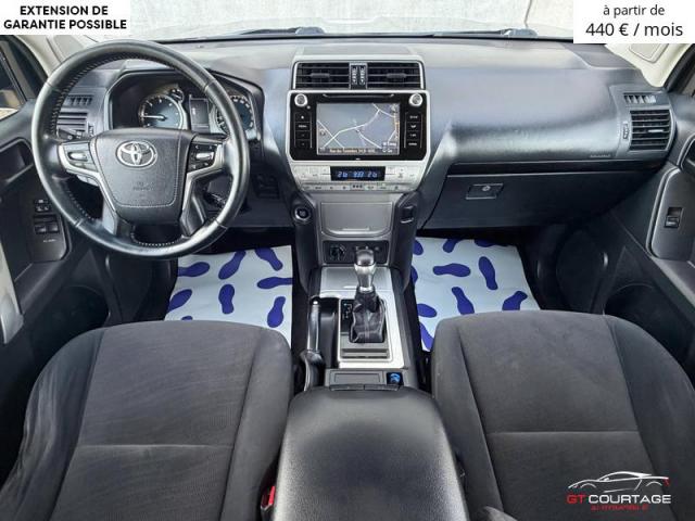 Toyota Land Cruiser 2.8 D-4D Country image 4