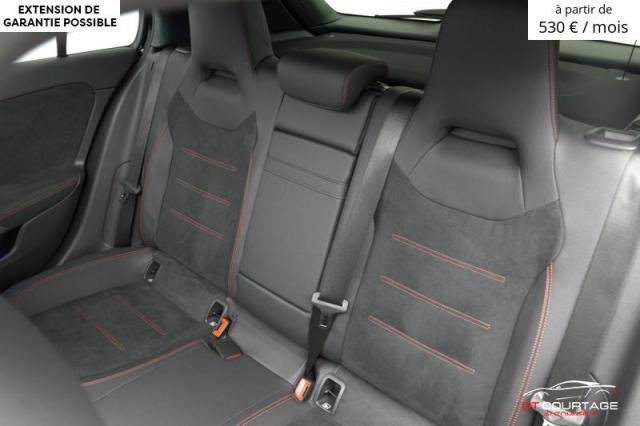 Mercedes Benz A250e AMG Line image 2