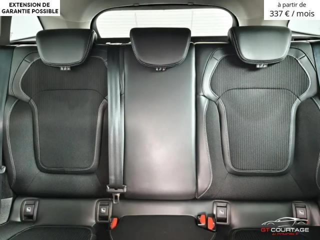 Renault Megane Estate 1.3 TCe 140 Techno image 4