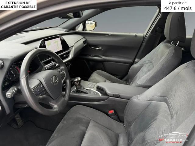 Lexus UX250h Executive image 3