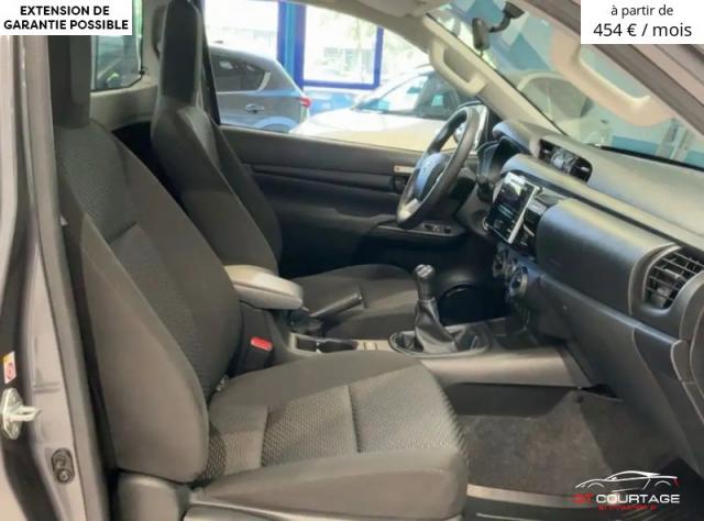 Toyota Hilux Single Cab Duty 4x4 image 2