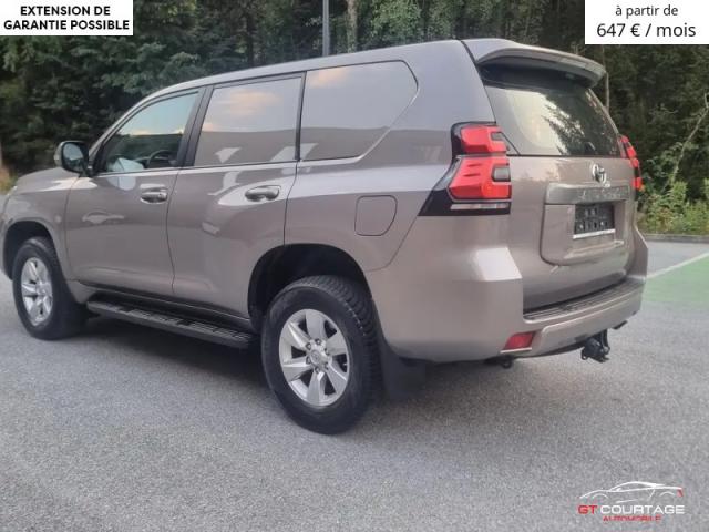 Toyota Land Cruiser 2,8 D-4D 4WD Elegance image 6