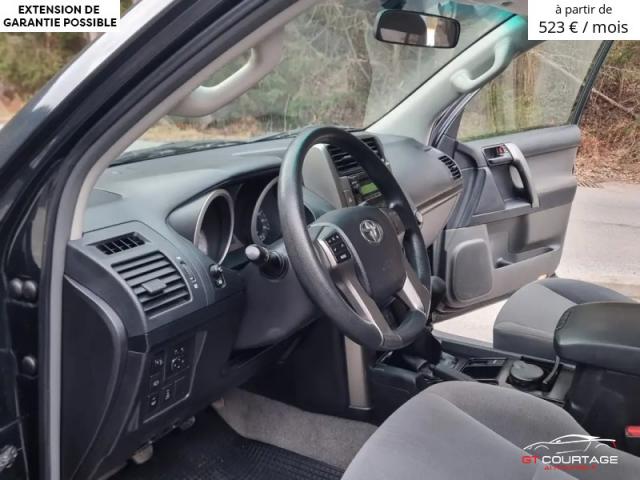 Toyota Land Cruiser 3,0 D-4D 190 DPF City image 2