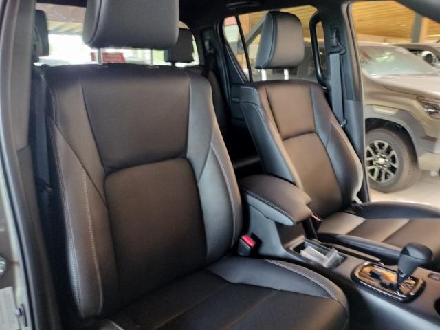 Toyota Hilux image 1