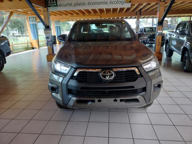 Toyota Hilux image 4