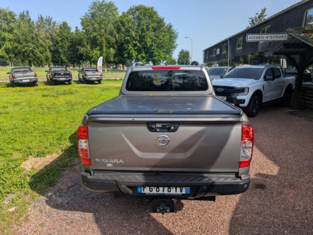 Nissan Navara image 1