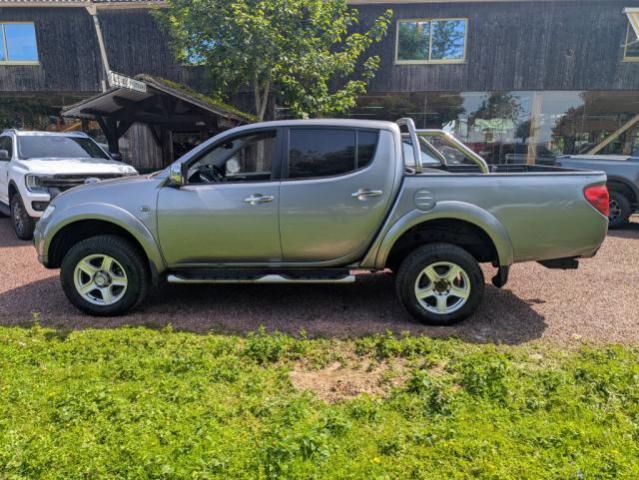 Mitsubishi L200 image 6