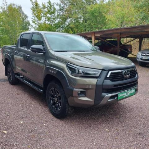 Toyota Hilux image 8