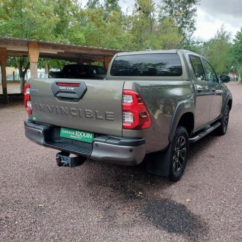 Toyota Hilux image 5