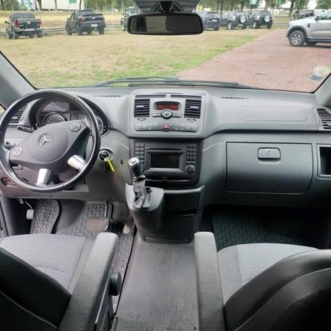 Mercedes Benz Vito image 9