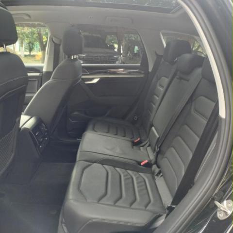 Volkswagen Touareg image 2